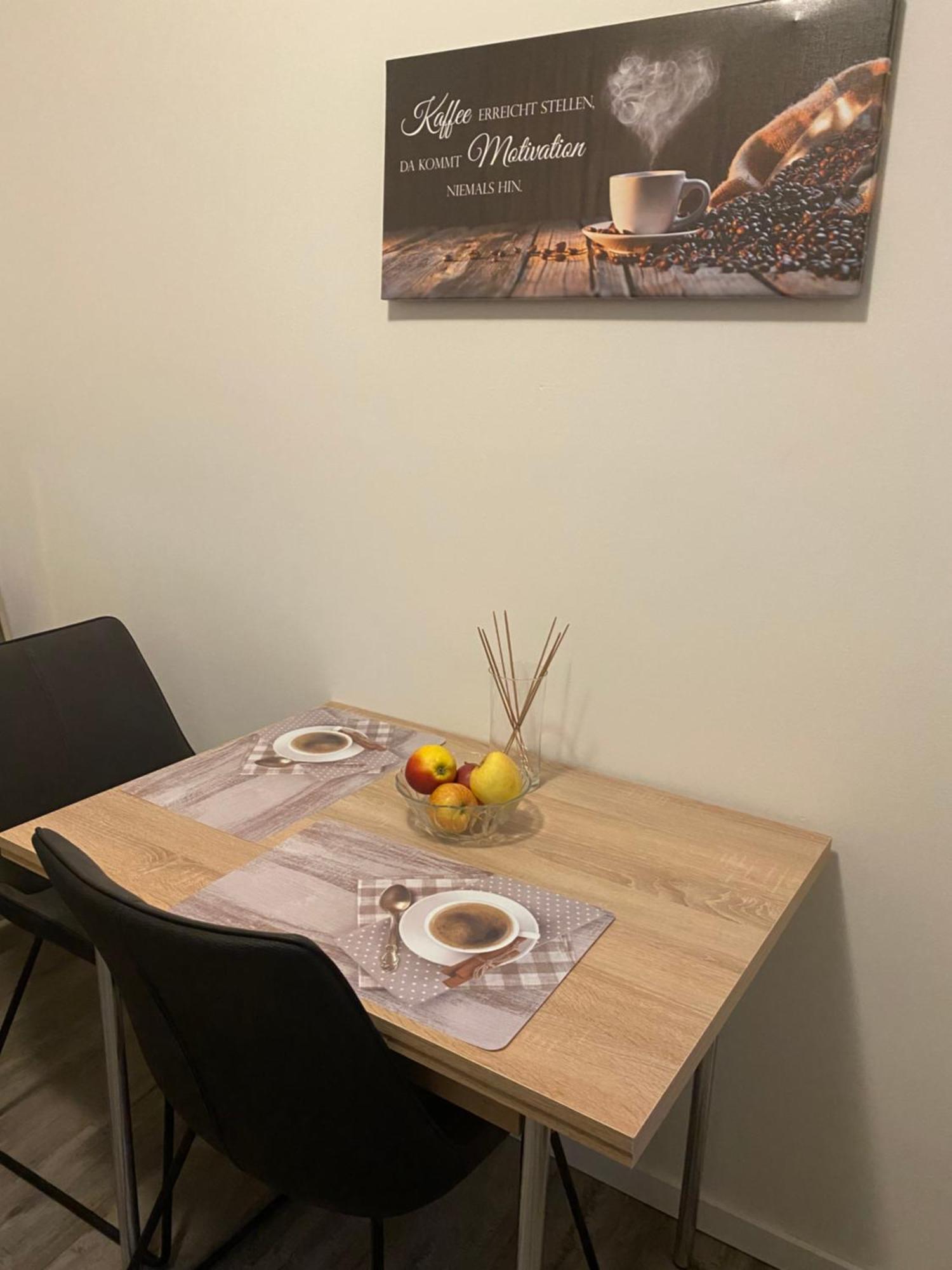 Schoene Ferienwohnung/Pendlerwohnung Илцен Екстериор снимка