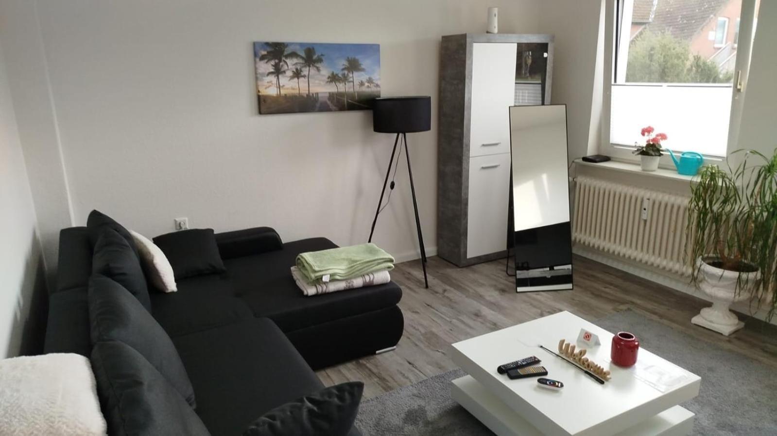 Schoene Ferienwohnung/Pendlerwohnung Илцен Екстериор снимка