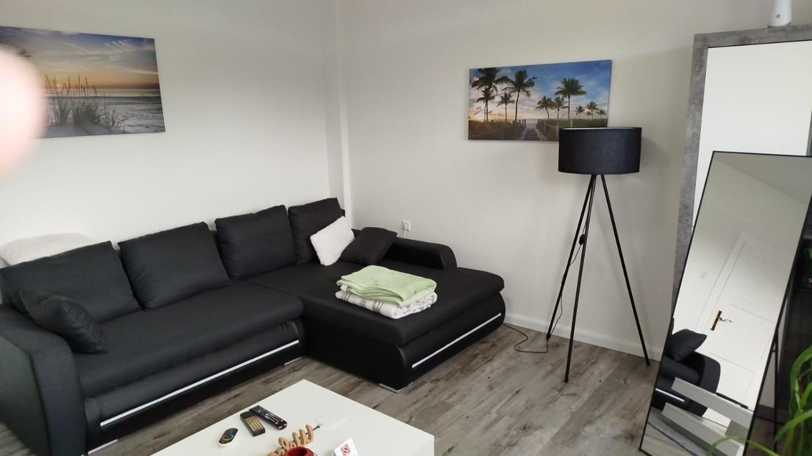 Schoene Ferienwohnung/Pendlerwohnung Илцен Екстериор снимка